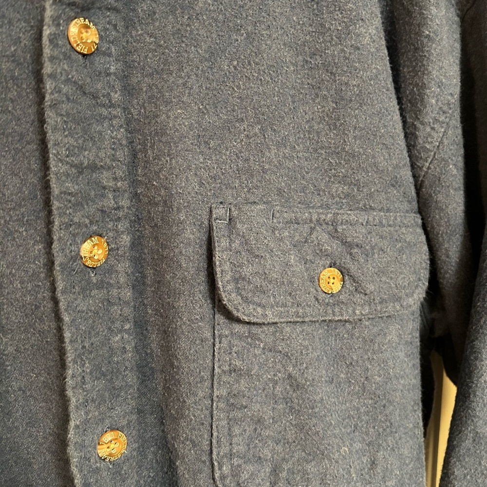 Field & Stream Men’s Blue Flannel Button Down Shirt - Picture 4 of 4